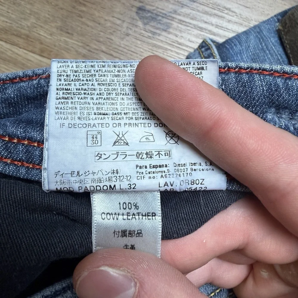 Diesel Paddom Jeans Men 33x32 Blue Straight Leg Stretch Made in Italy Fade 0R80Z